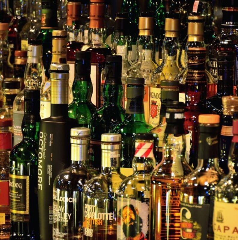 カクテルのベース
